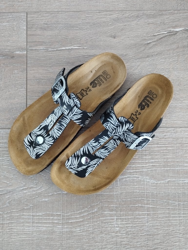 Slippers, Zwart, Bio Life, Ophalen of Verzenden, Zo goed als nieuw