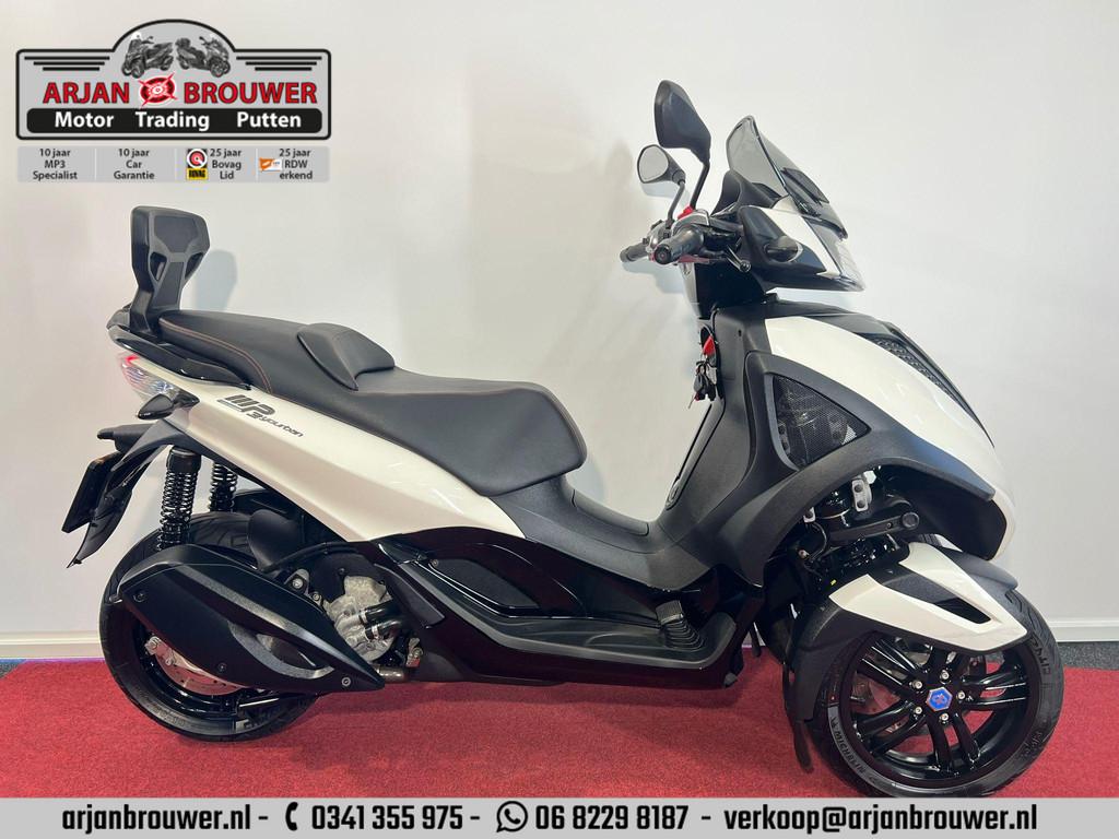 Piaggio 300 LT MP3 Yourban SPORT, Motoren, Motoren | Piaggio, Bedrijf, Scooter, 12 t/m 35 kW