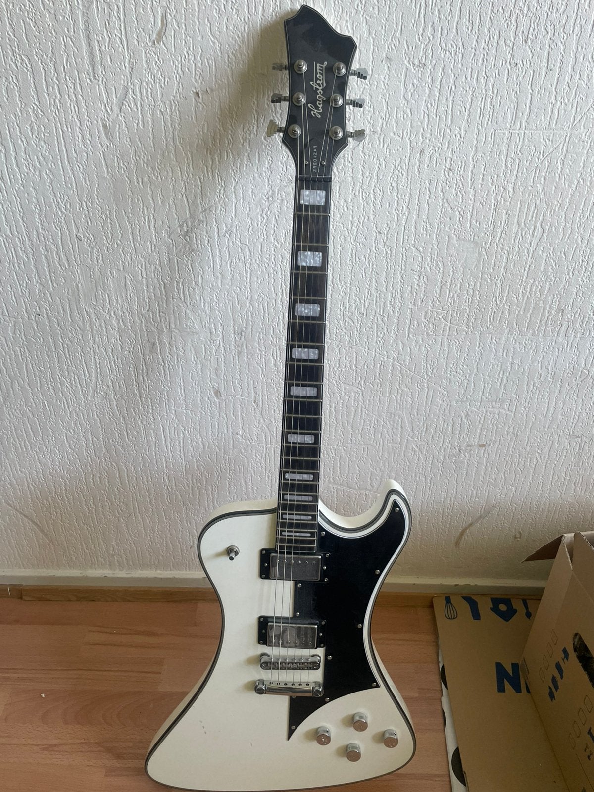 Hagstrom Fantomen, Ophalen, Zo goed als nieuw, Solid body, Overige merken