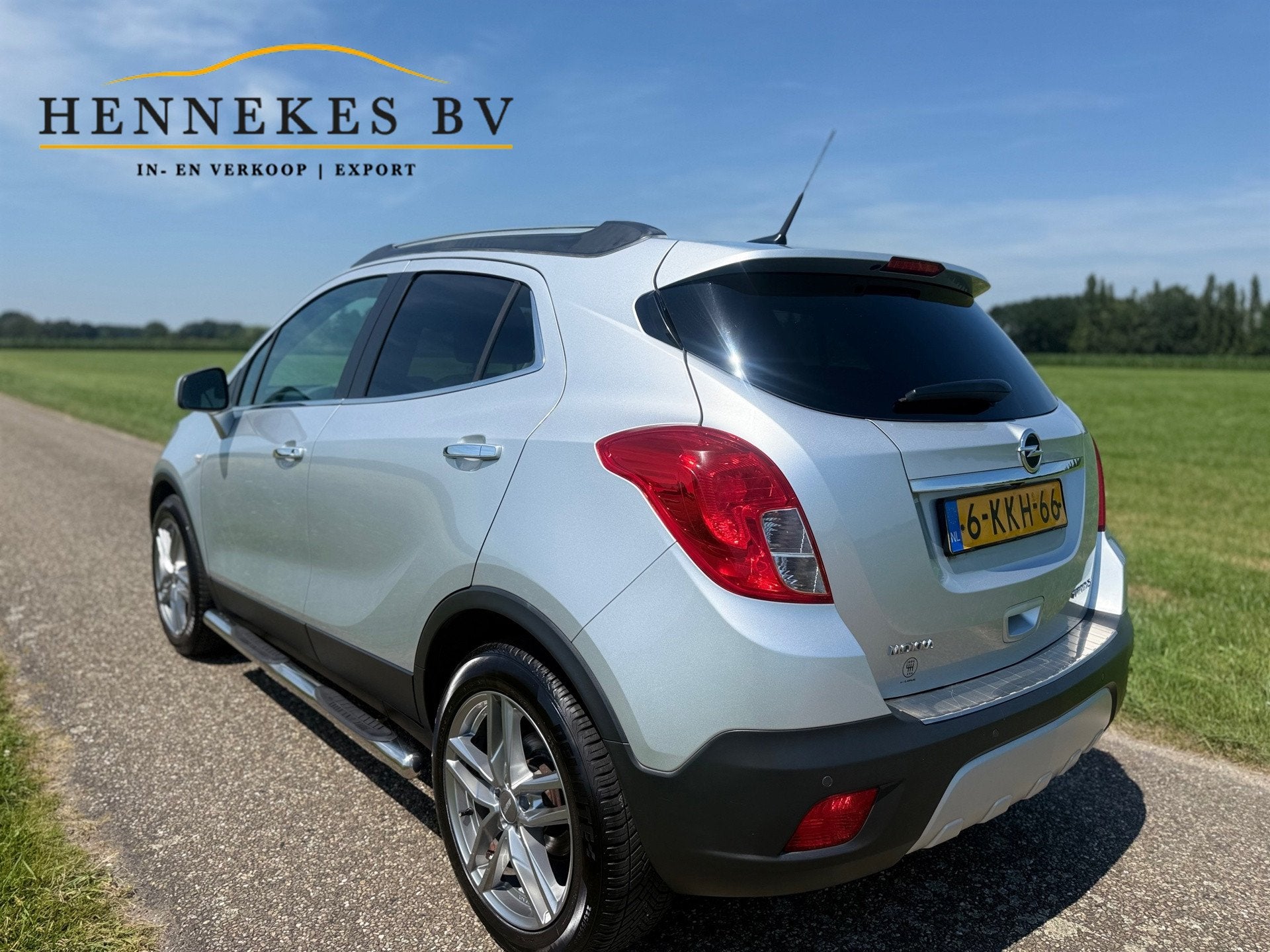 Opel Mokka 1.4 T Cosmo 4x4 dealer onderhouden NAP, Auto's, 1325 kg, Gebruikt, Zwart, 4 cilinders