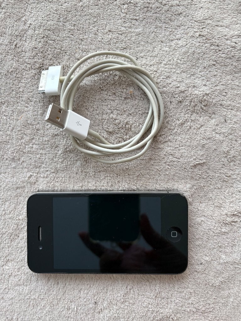 iPhone 4 Zwart 8GB met laadkabel - Goede batterij, Gebruikt, Zwart, Ophalen of Verzenden, 8 GB