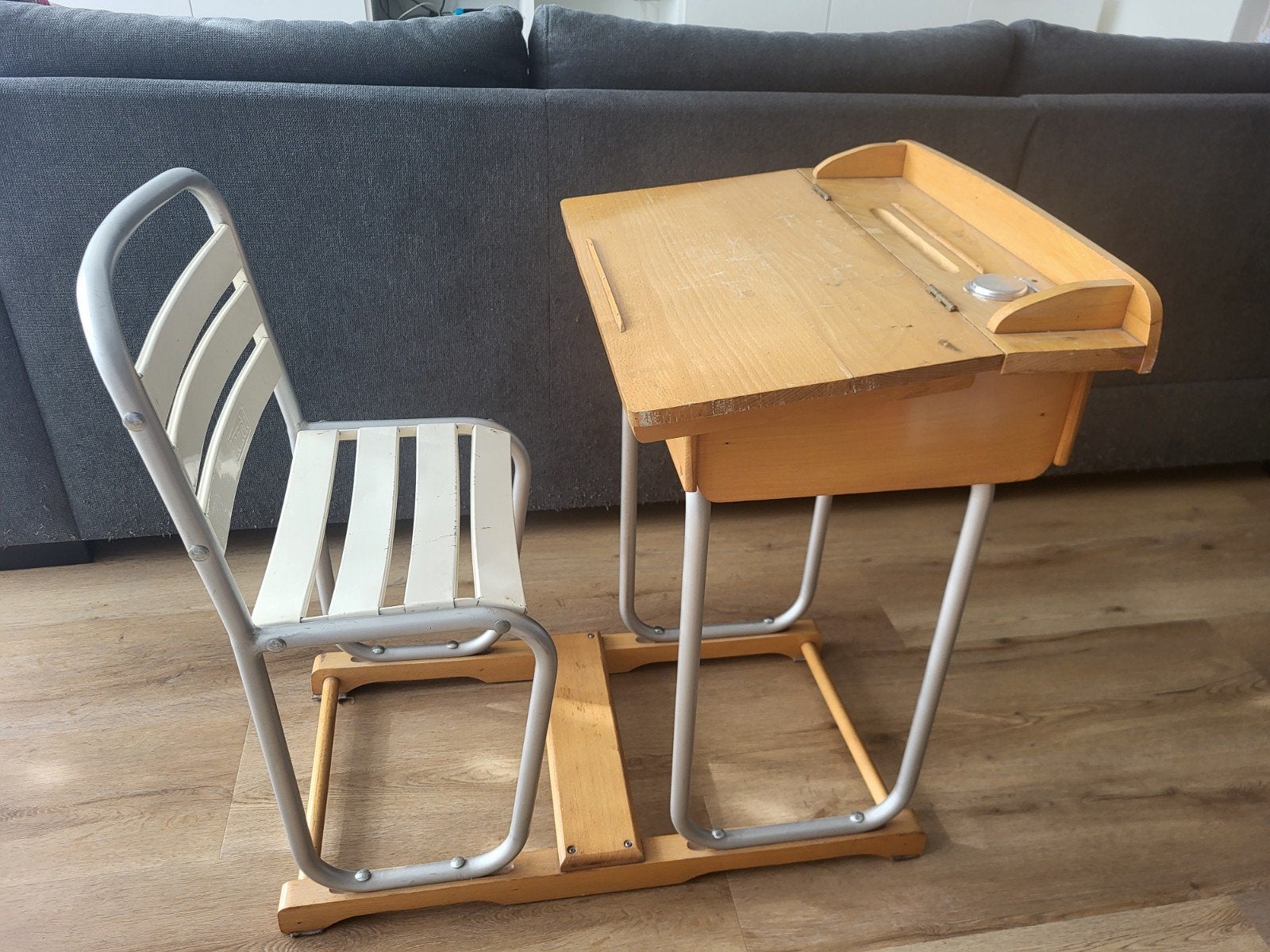 Vintage Torck kinderbureau lessenaar met stoel, Ophalen
