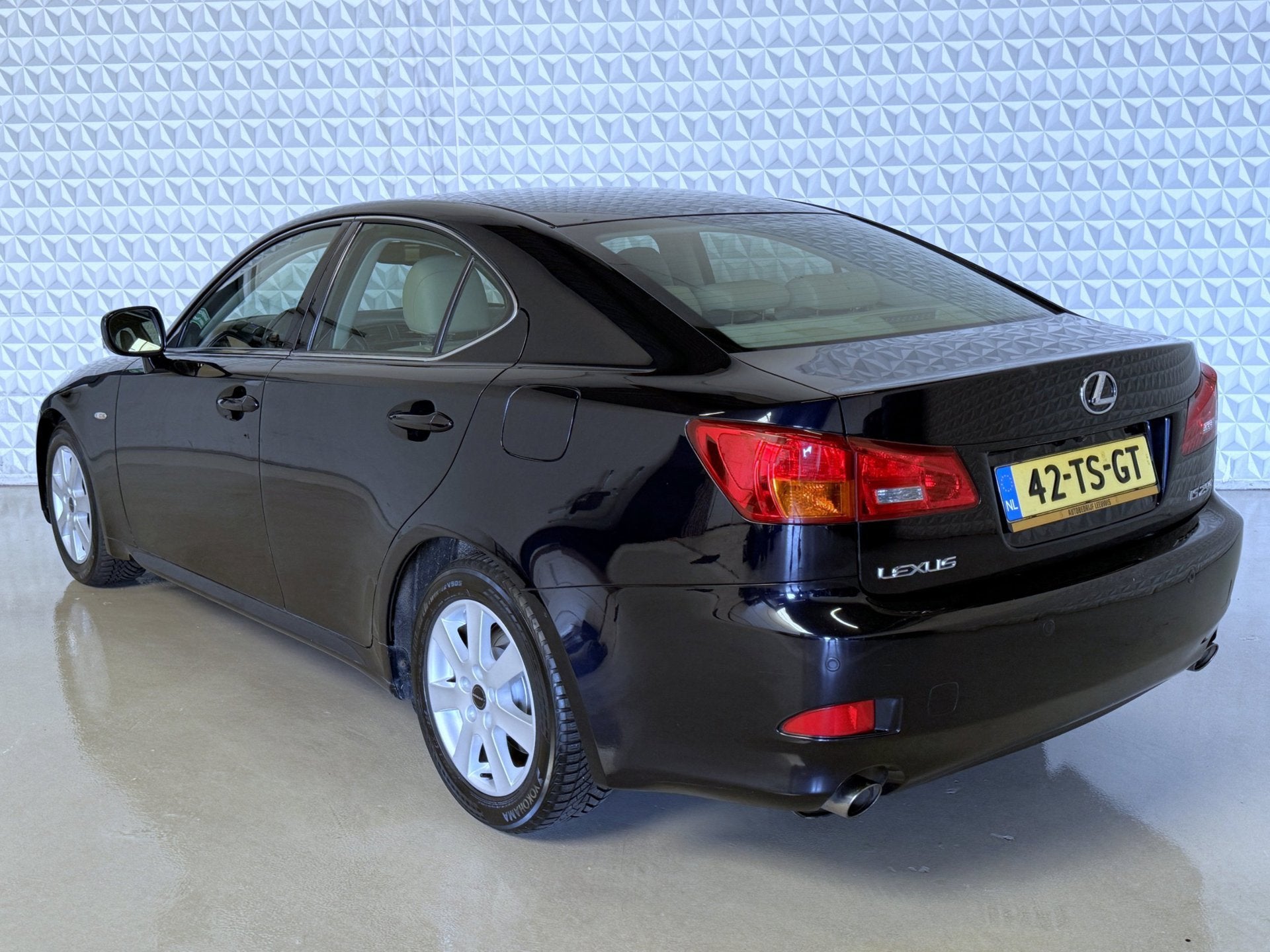 Lexus IS 250 Executive in GOEDE STAAT! *OrigNL* 155.000km (2, Auto's, 2500 cc, Achterwielaandrijving, Gebruikt, Beige