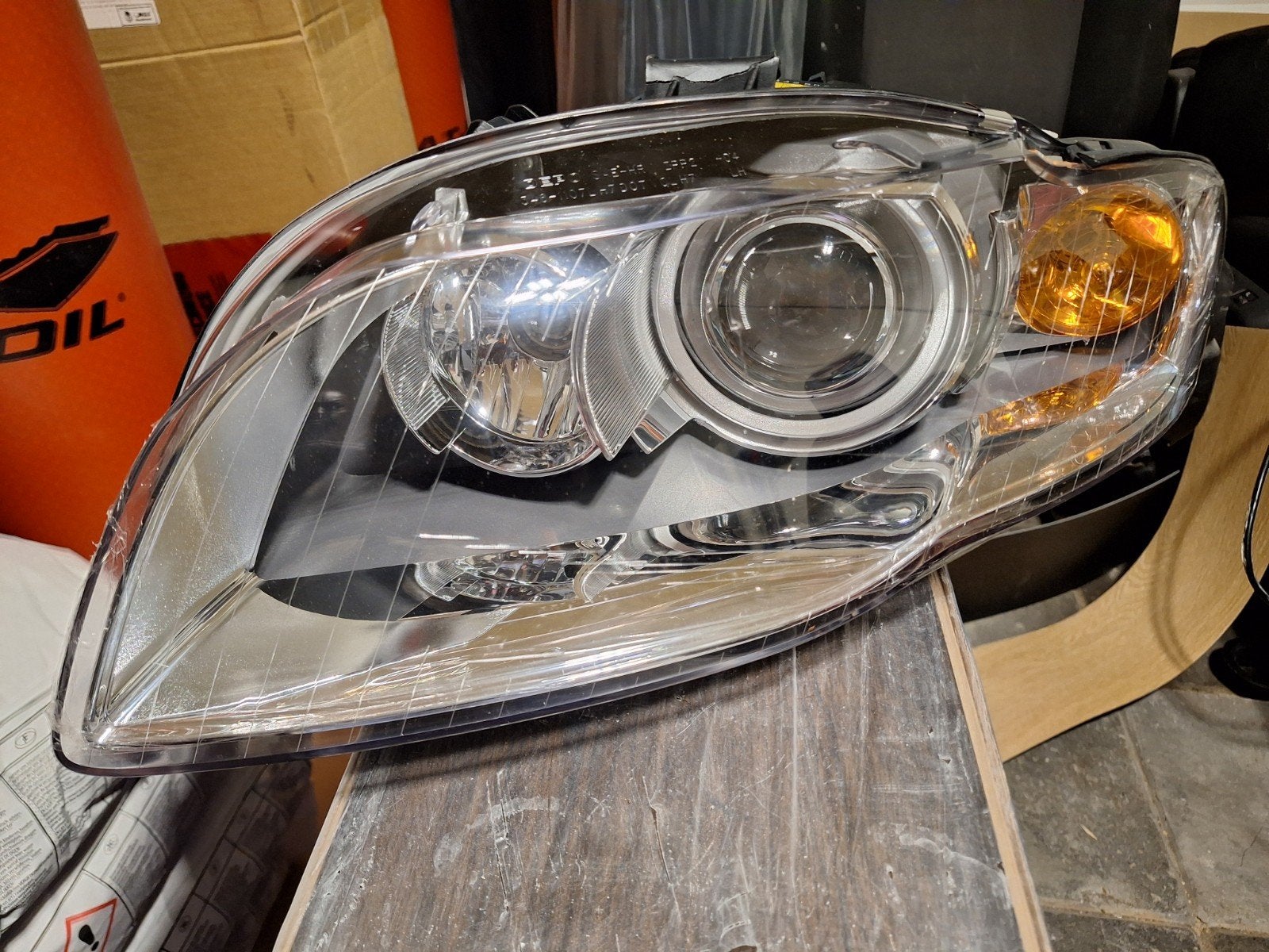 Koplamp B7 Audi A4 met Lichte schade, Auto-onderdelen, Ophalen of Verzenden, Gebruikt, Audi