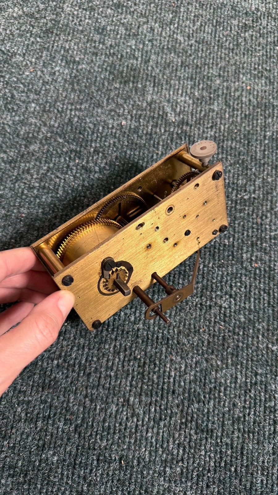 Vintage grammofoon-/fonograaf veermotor, Ophalen