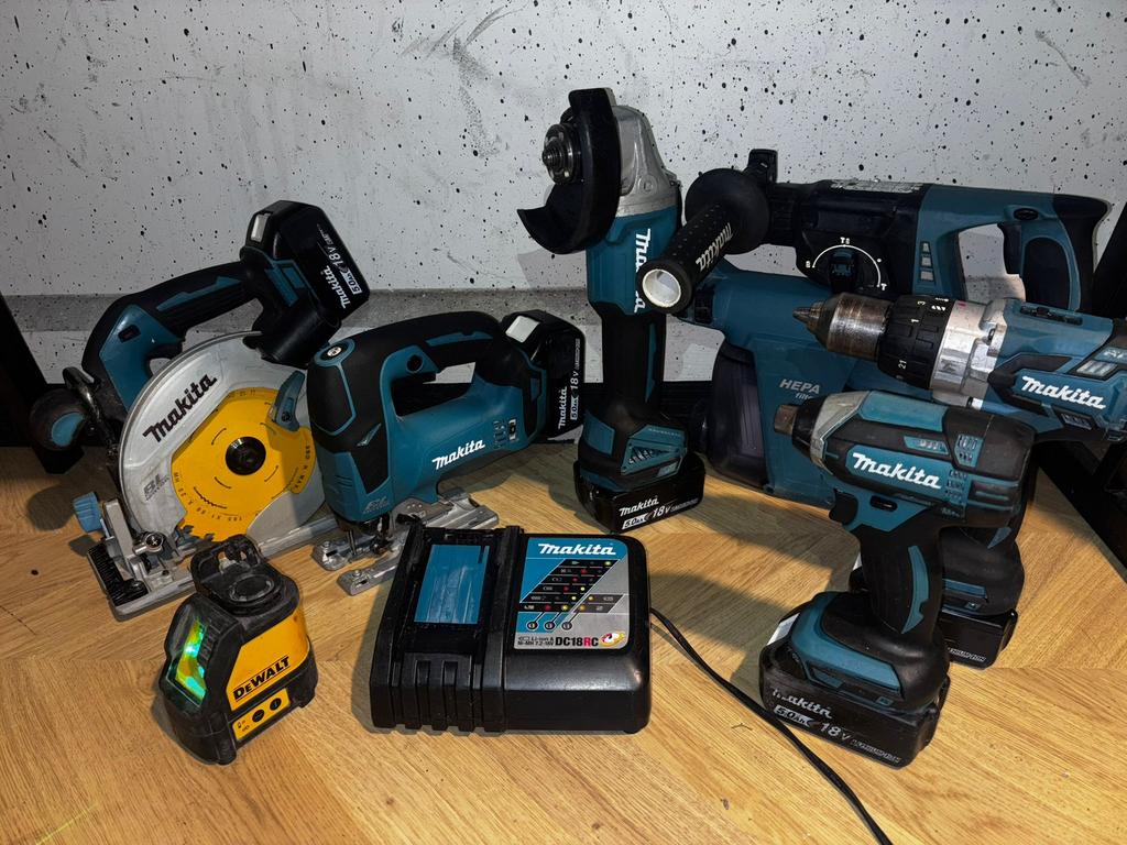 Makita 18V Set, Ophalen of Verzenden, Zo goed als nieuw, Boor- en Schroefmachine