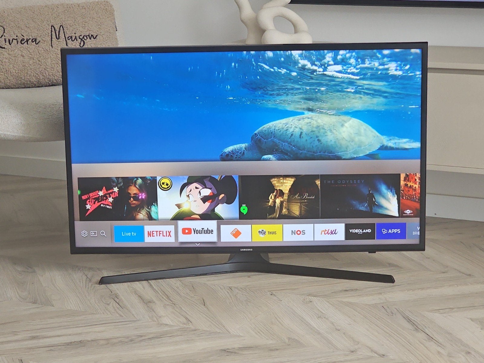 SAMSUNG SMART TV 40 INCH 4K UHD APPS, Audio, Tv en Foto, Televisies, Ophalen, 50 Hz, Zo goed als nieuw, Samsung