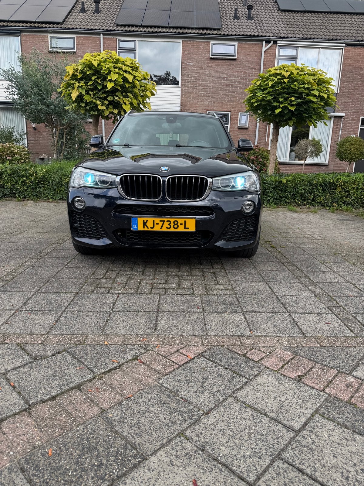 BMW X3 20D Xdrive Aut8 2015 Zwart, Auto's, Automaat, Leder en Stof, Zwart, Diesel