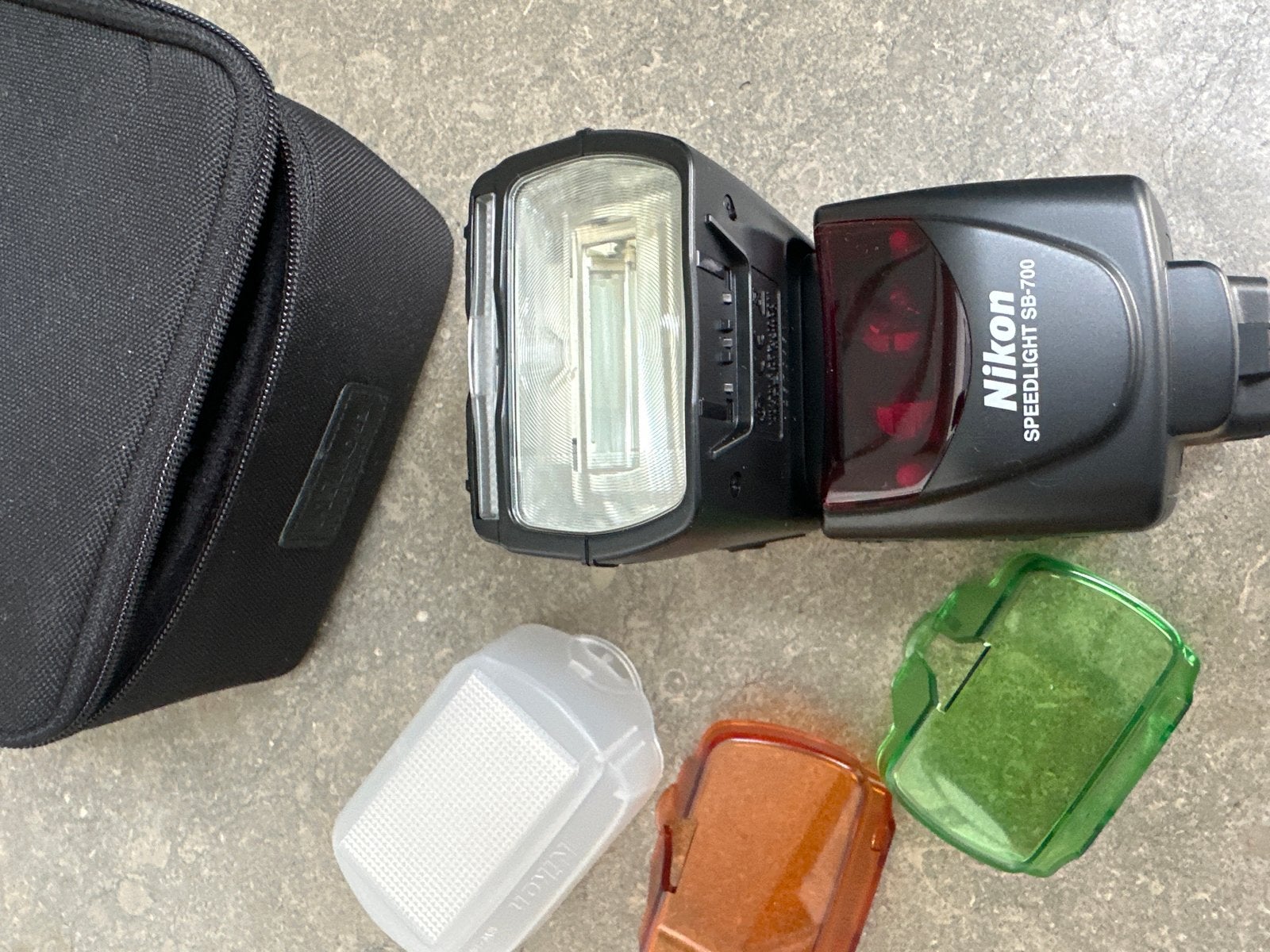 Nikon Speedlight SB-700 flitser met accessoires, Diffuser, Externe flitser, Nieuw, Ophalen of Verzenden