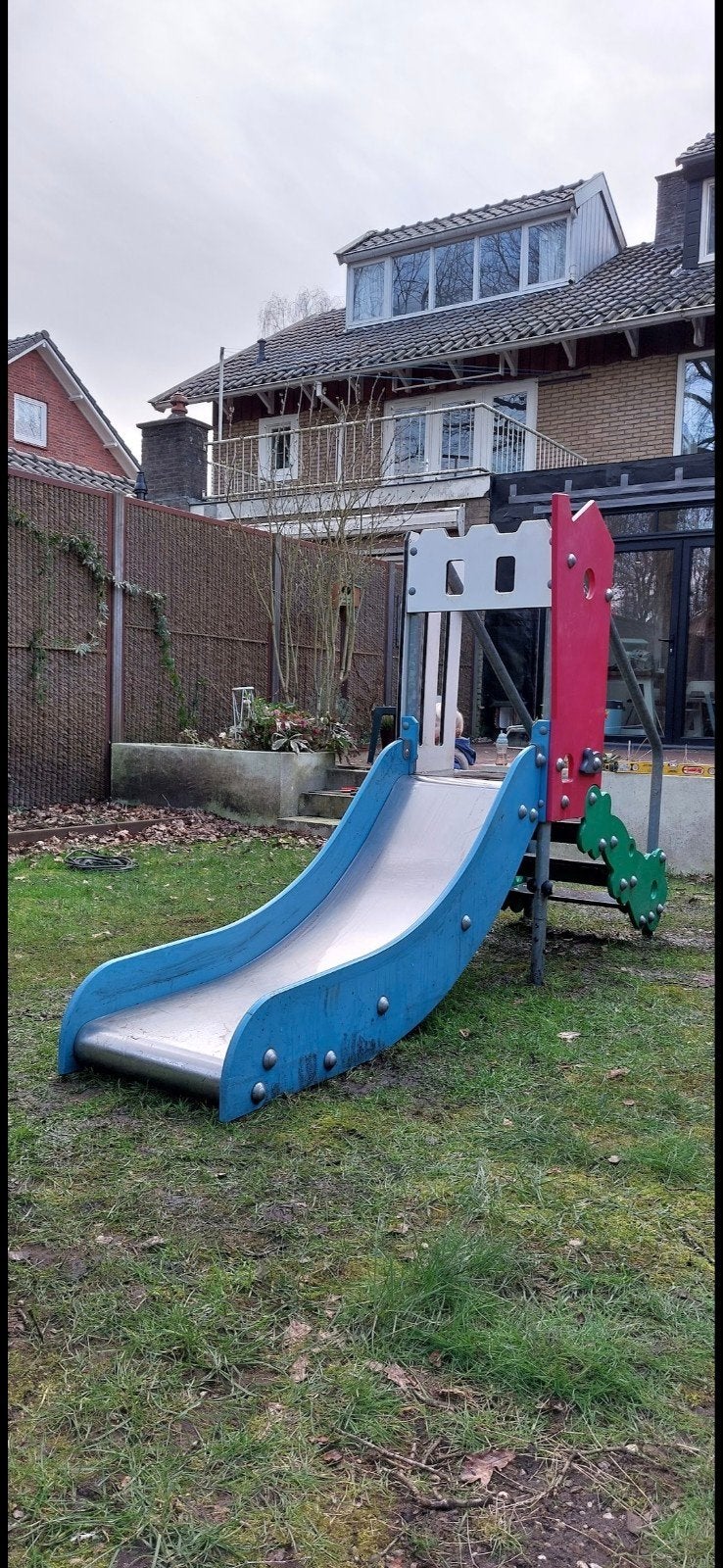 Kompan glijbaan 'kabouterhuis', Ophalen, Gebruikt, Glijbaan