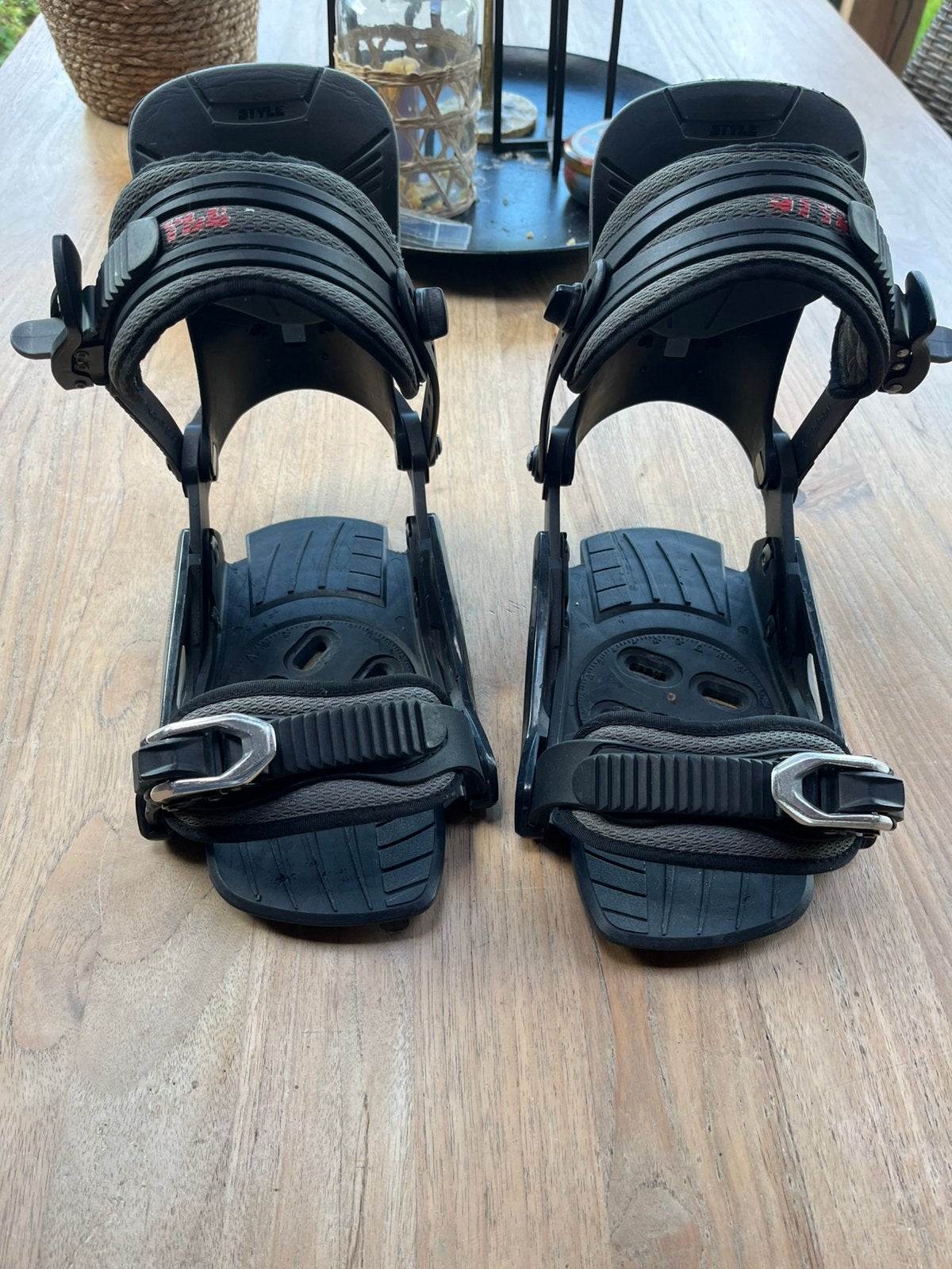 Snowboard bindingen, Ophalen, Zo goed als nieuw