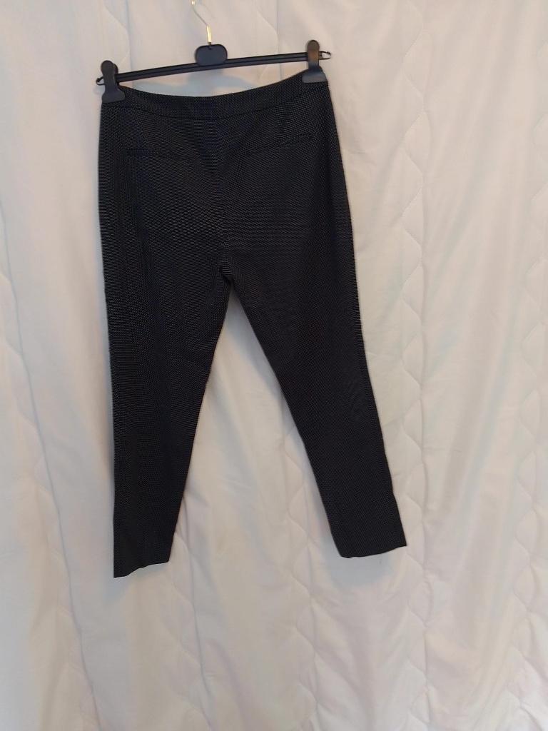 Maat 40: zwarte Zara dames broek met witte stipjes, Kleding | Dames, Zo goed als nieuw, Lang, Ophalen, Maat 38/40 (M)