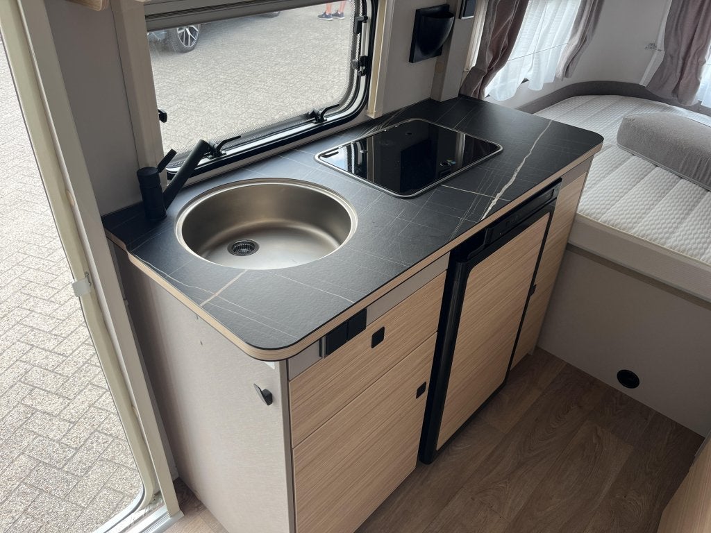 Eriba Touring 550 Urban Hampton mover fietsendrager, Overige typen, Bedrijf, Treinzit, Tot en met 3
