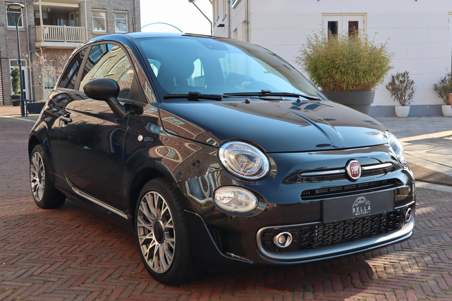 Fiat 500 0.9 TwinAir Sport | RIJKLAARPRIJS | Uconnect 7” t, Auto's, Voorwielaandrijving, Zwart, Origineel Nederlands, Bedrijf
