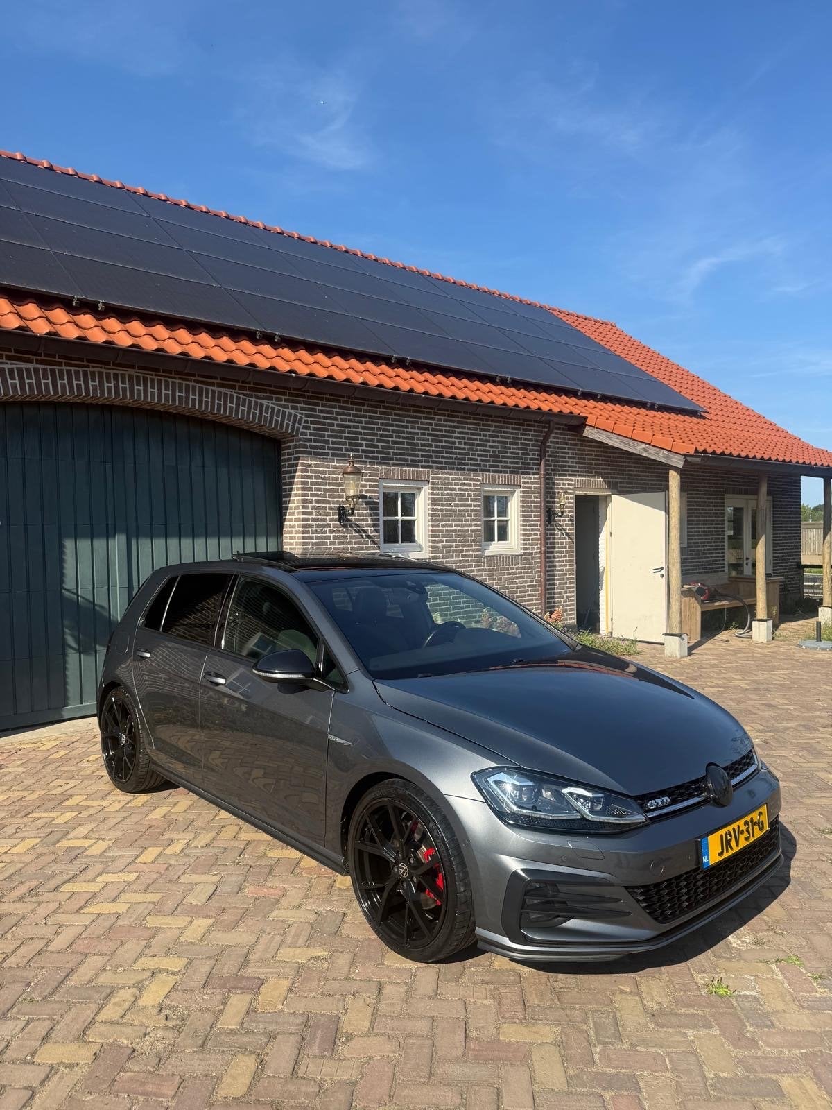 Volkswagen Golf 2.0 TDI 184pk 5D DSG 2018 Grijs, Auto's, Volkswagen, Diesel, Grijs, Apple Carplay, 1968 cc