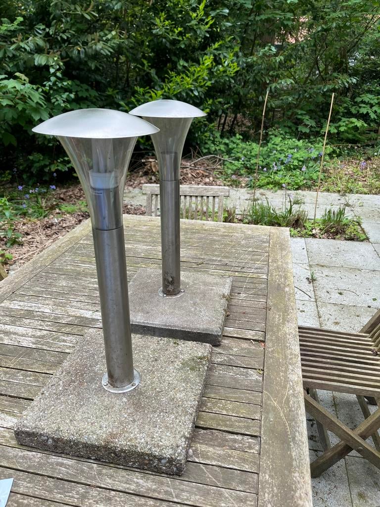 Twee tuinlampen rvs, Tuin en Terras, Ophalen, Gebruikt, Minder dan 50 watt, Overige typen