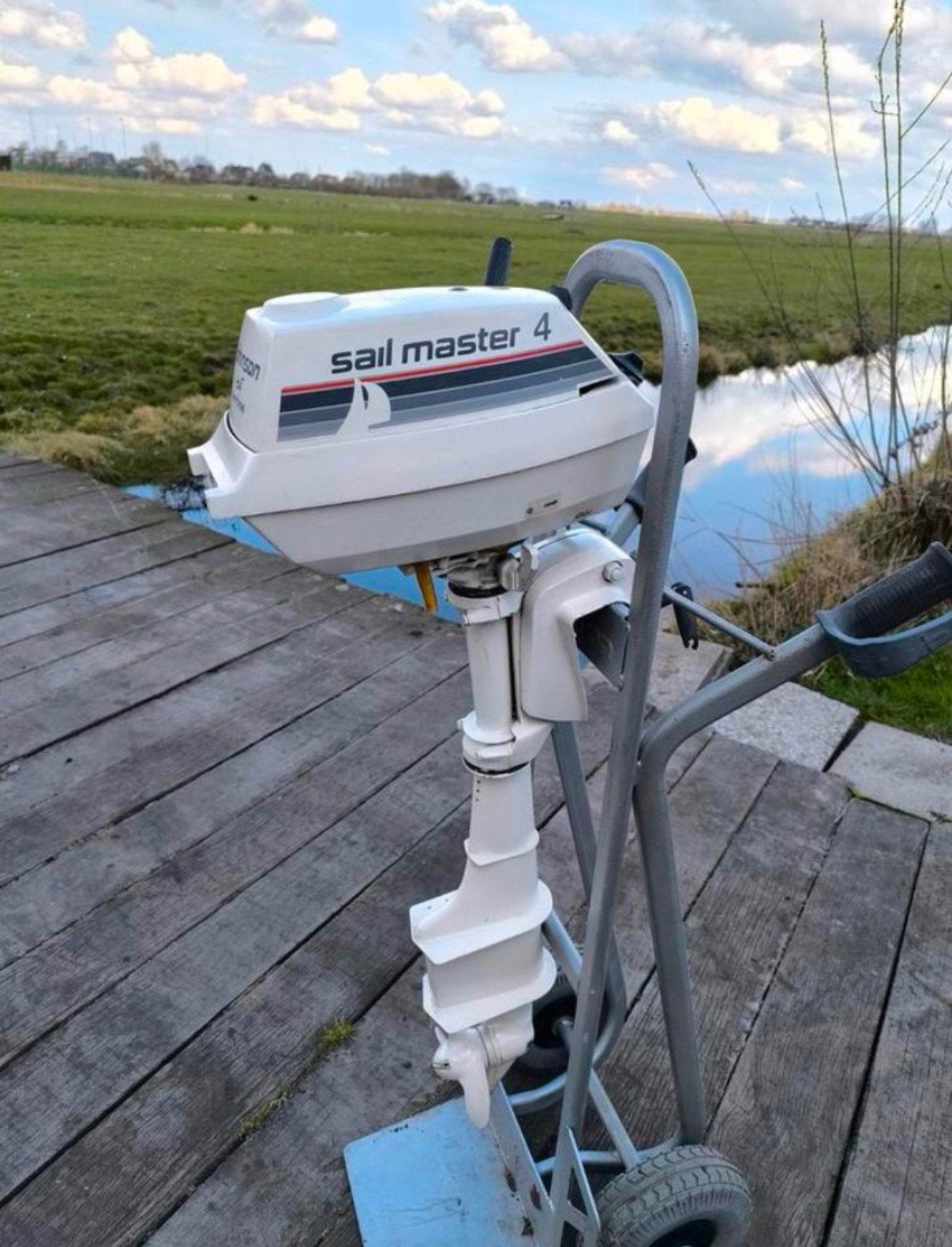 Complete Sail Master 4 buitenboordmotor inclusief dieseltank, Ophalen, Gebruikt, Motor en Techniek