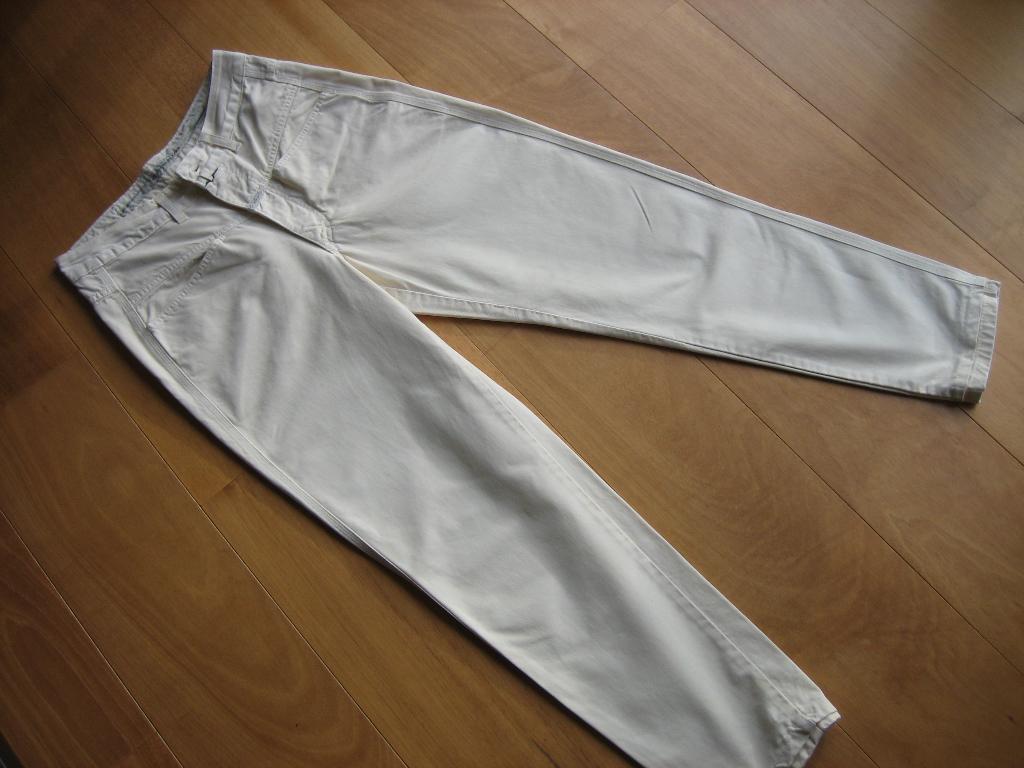 Mooie ecru-kleurige katoenen pantalon GIRBAUD 38-40 snazzeys, Maat 38/40 (M), Girbaud, Wit, Ophalen of Verzenden