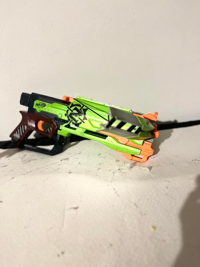 Nerf zombie strike crossbow, Ophalen, Gebruikt