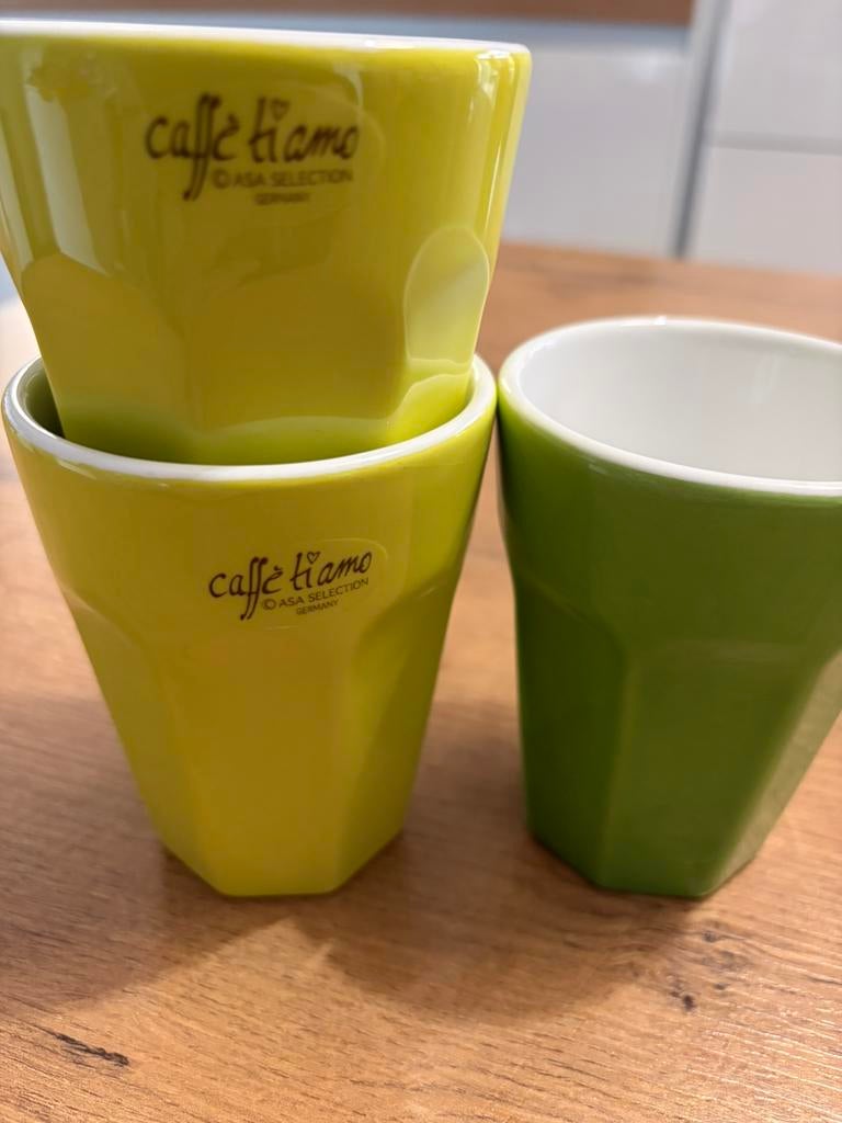 Caffe tiamo mokjes ..4, Ophalen of Verzenden, Zo goed als nieuw, Overige stijlen, Kop(pen) en/of Schotel(s)