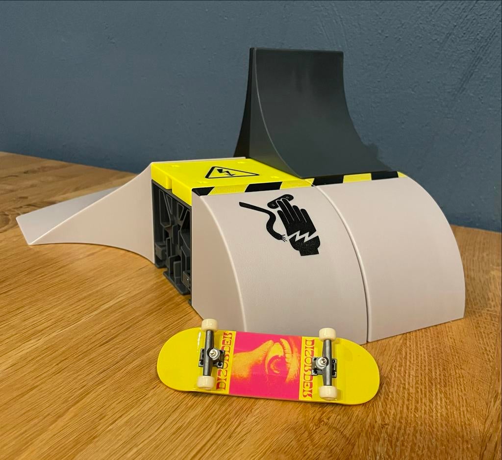 Tech Deck Fingerboard met Ramp, Ophalen of Verzenden, Zo goed als nieuw