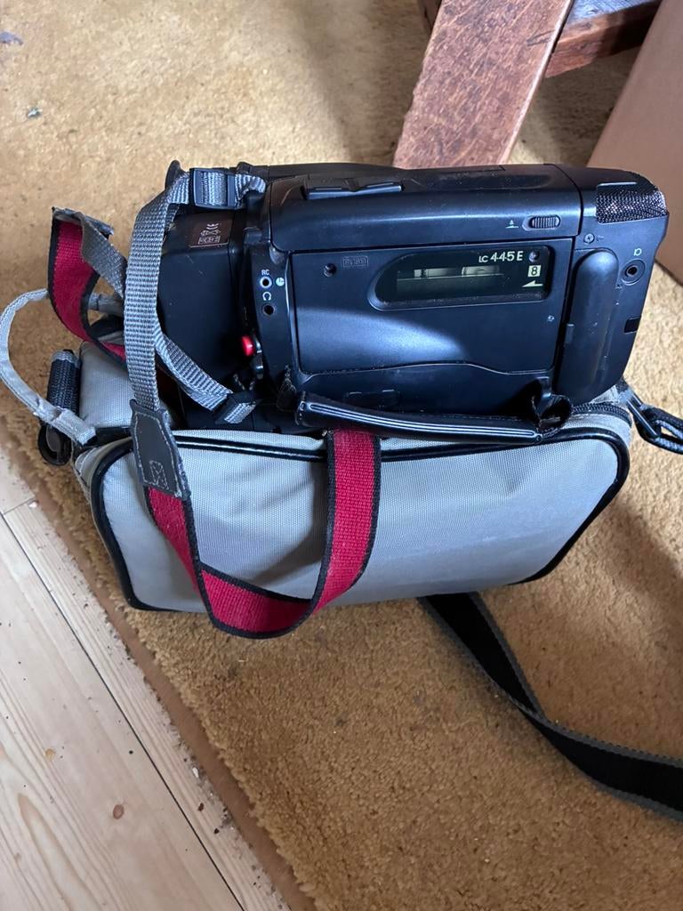 Grundig Cam LC445E, Ophalen, Camera