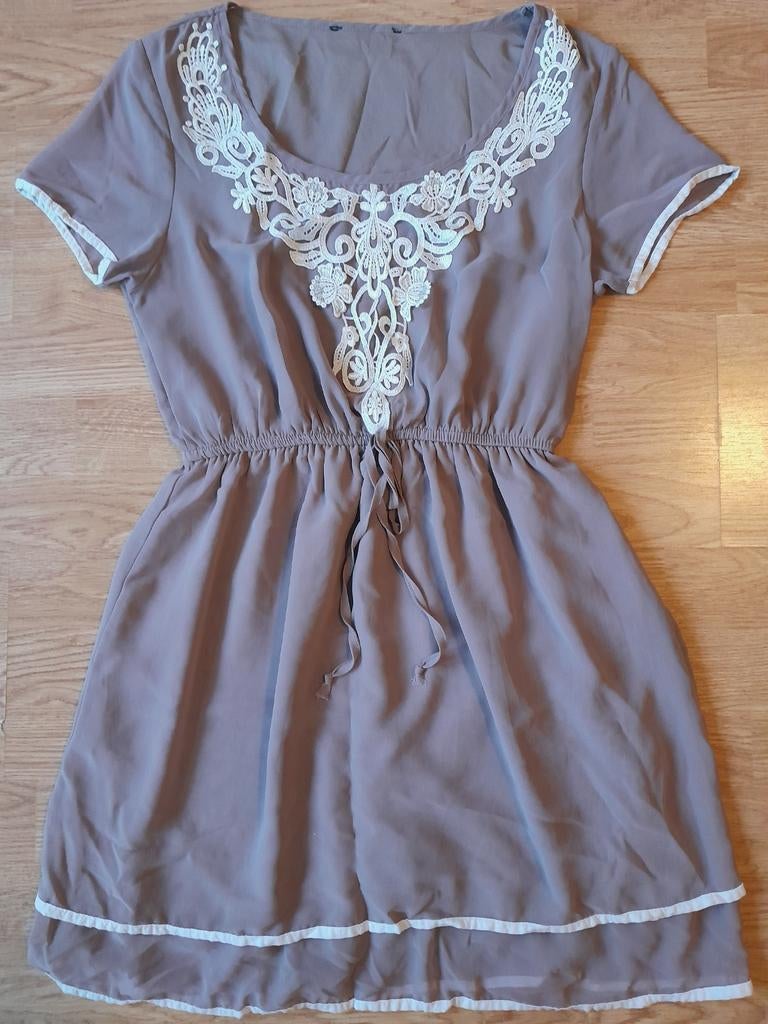 Dames top Marokkaanse stijl taupe met kant maat S 36, Kleding | Dames, Bruin, Ophalen of Verzenden, Maat 36 (S), Boven de knie