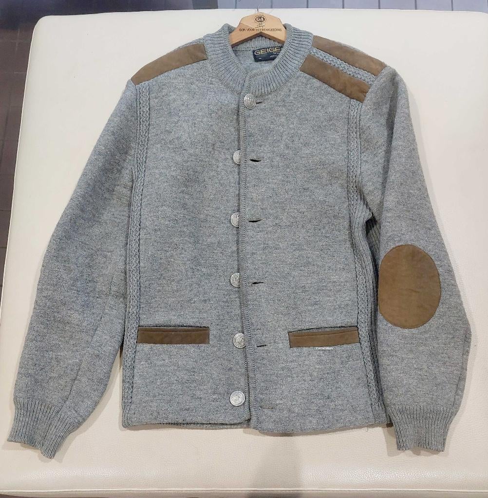 Tiroler/jagers vesten, Kleding | Heren, Truien en Vesten, Zo goed als nieuw, Maat 52/54 (L), Grijs, Ophalen of Verzenden
