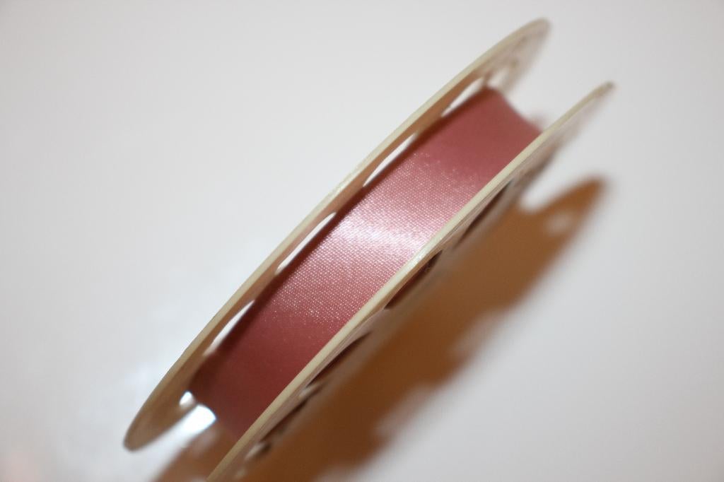 Biaisband Satijn / decoratie band 15 mm - poeder roze #3397, Hobby en Vrije tijd, Naaien en Fournituren, Ophalen of Verzenden