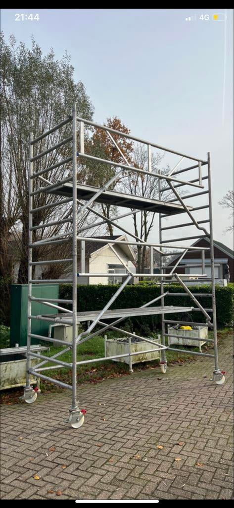 altrex Rolsteiger, Rolsteiger, Aluminium steiger, Steiger, Ophalen of Verzenden, Zo goed als nieuw, Gevelsteiger