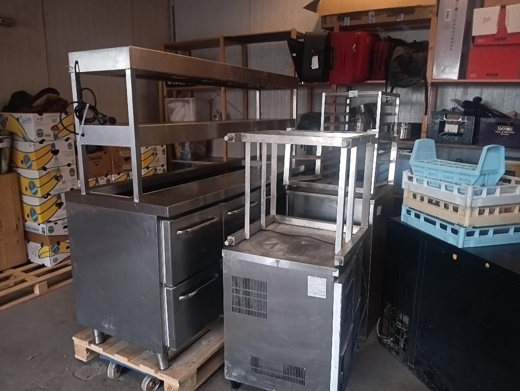 Roestvrijstalen Horeca inventaris o.a. Koelwerkbank tapblad, Ophalen, Gebruikt, Koelen en Vriezen