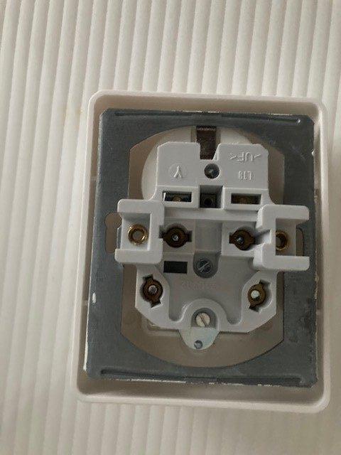 GIRA schakelmateriaal NIEUW, Doe-het-zelf en Verbouw, Elektra en Kabels, Ophalen, Nieuw, Overige typen