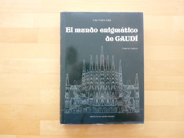 El mundo enigmatico de Gaudi Torii Tokutoshi Tomo II Lamin, Ophalen of Verzenden, Zo goed als nieuw, Architecten