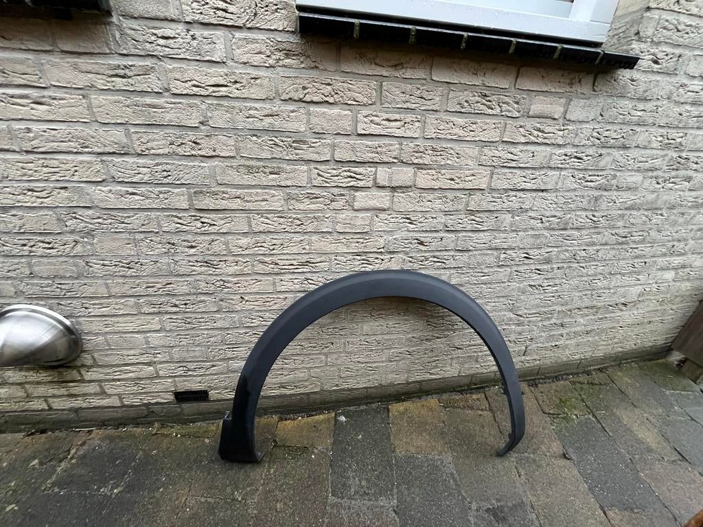 Kunststop Spatbord Peugeot 5008 Rechtsvoor (2017+), Ophalen, Gebruikt, Voor, Spatbord