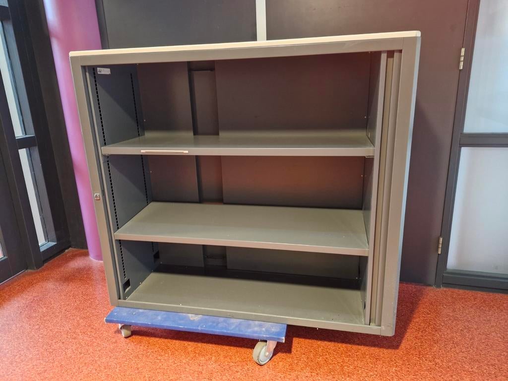 EromesRoldeurkast / archiefkast antraciet half hoog 112h, Huis en Inrichting, Ophalen, 100 tot 150 cm, Vst, Industriestraat 5