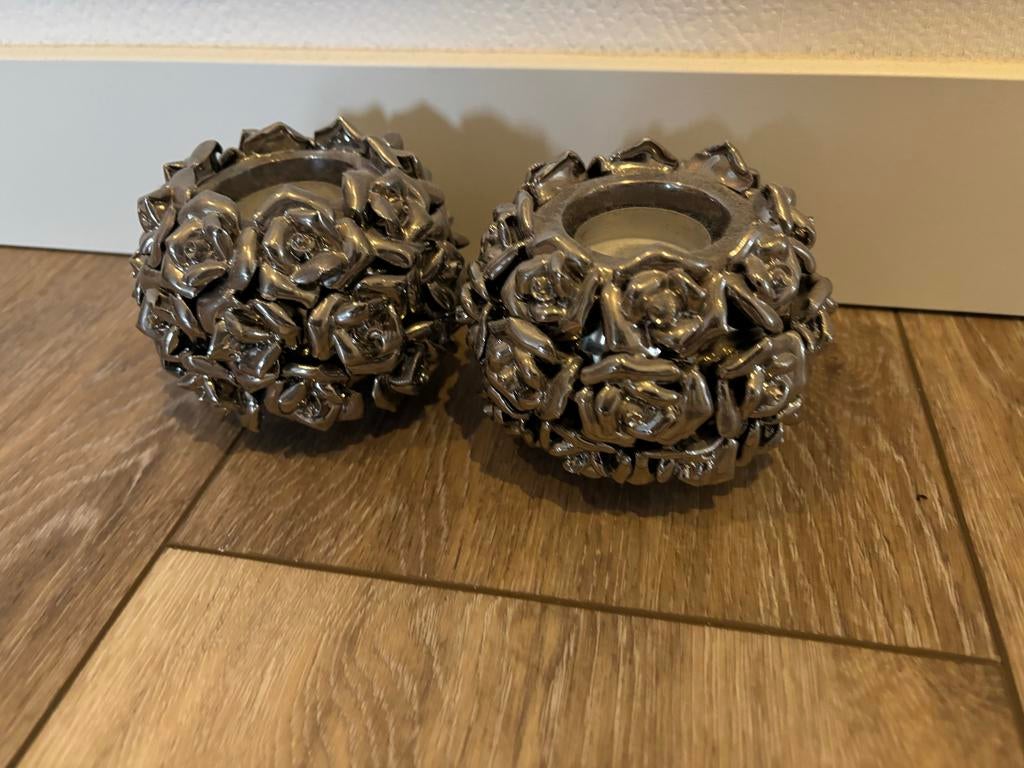 Zilveren Kandelaars met Roos Design - Set van 2, Zwart, Ophalen of Verzenden, Zo goed als nieuw, Metaal