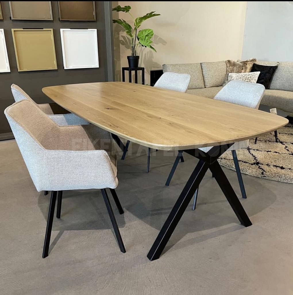 Eiken boomstamtafel Deens ovaal eettafel massief verjongd, Huis en Inrichting, Tafels | Eettafels, 200 cm of meer, Zo goed als nieuw