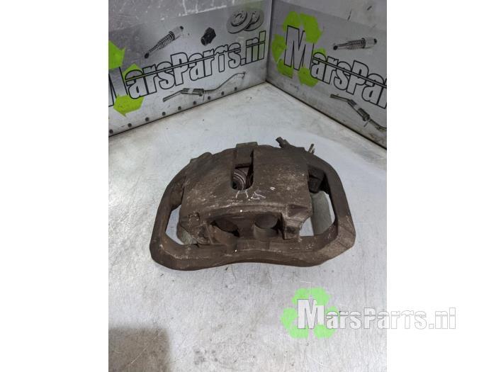 Remklauw (Tang) rechts-voor van een Audi A8, Gebruikt, -, -, -