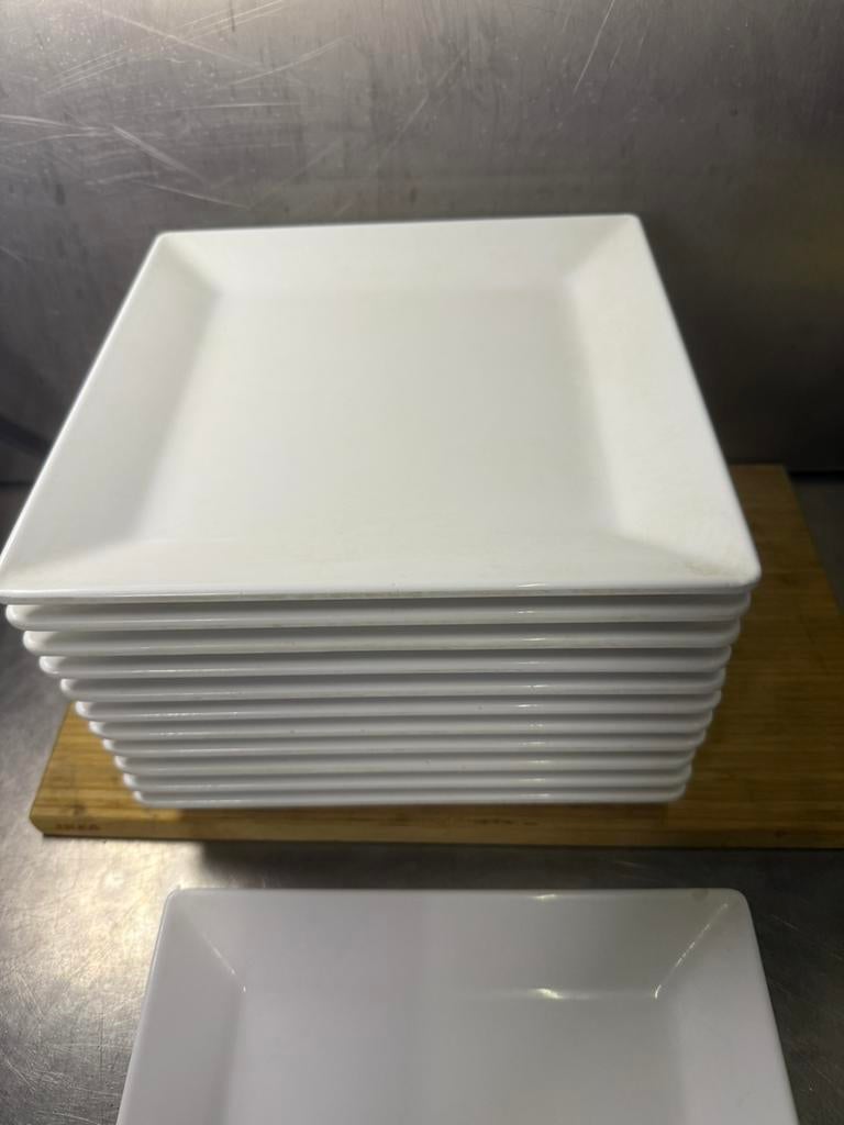 14 melamine schalen waarvan 1 beschadigd  Maten zie foto’s, Overige materialen, Ophalen of Verzenden, Overige stijlen, Schaal of Schalen