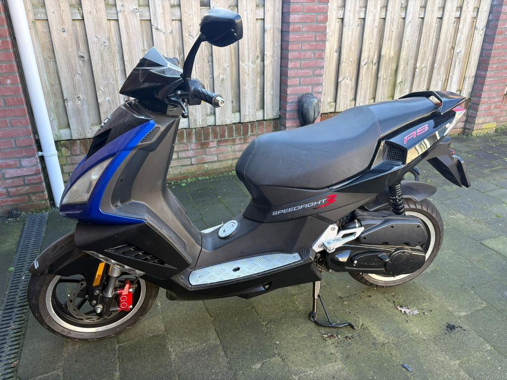 Te koop: Zeer nette Peugeot Speedfight 3 (snor)scooter, Fietsen en Brommers, Scooters | Peugeot, Ophalen, Zo goed als nieuw, Speedfight