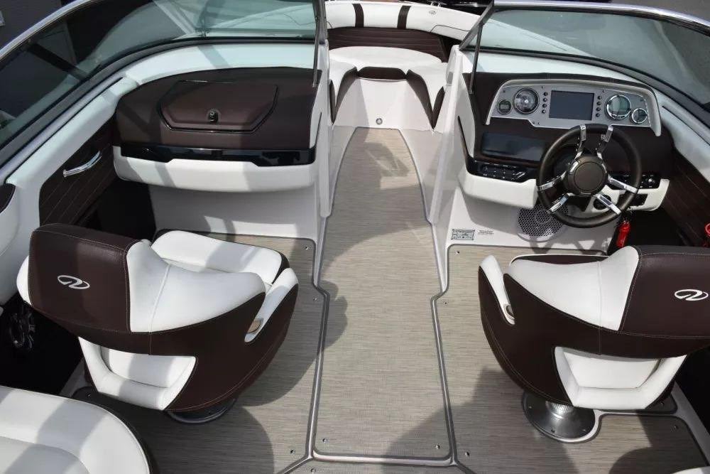 Speedboot Regal 2300 fasttrack, Watersport en Boten, Ophalen, Regal, Binnenboordmotor, 100 cm