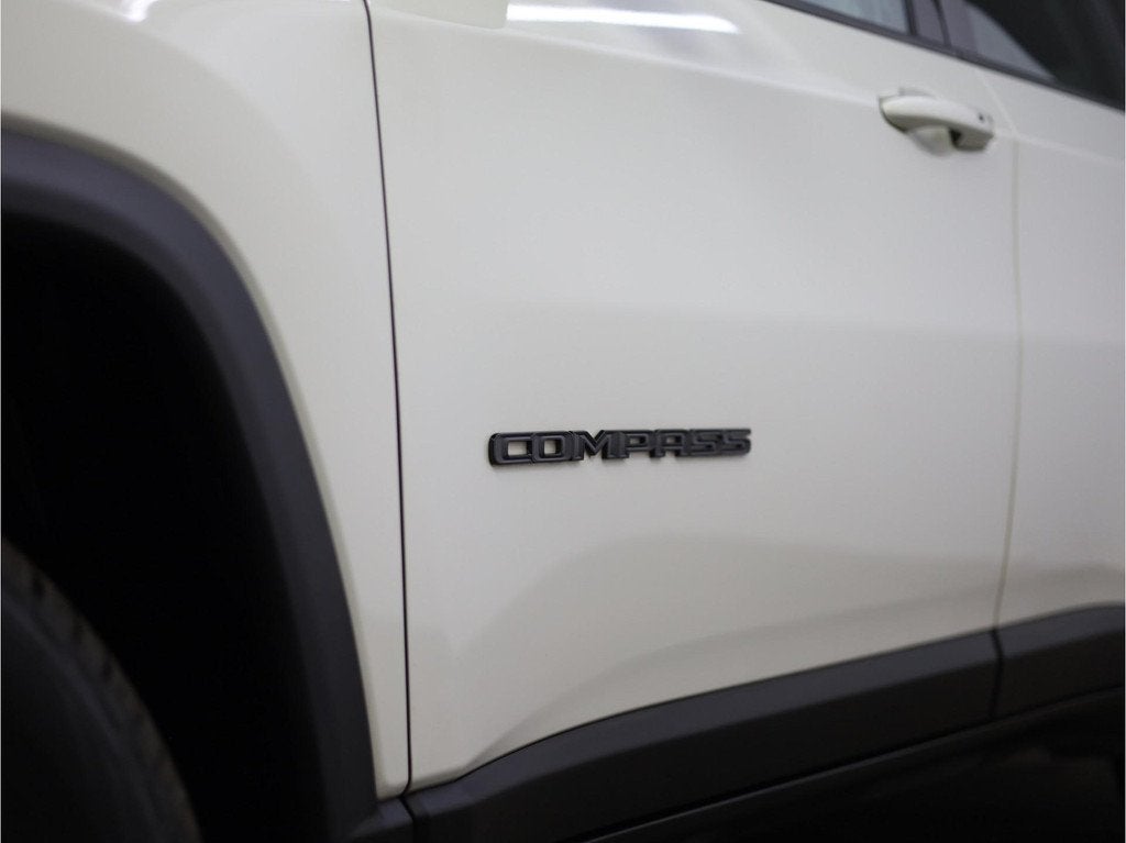 Jeep Compass 1.3T Night Eagle Liberty Edition | Trekhaak | A, Auto's, Jeep, 4 cilinders, 150 pk, Leder en Stof, Wit
