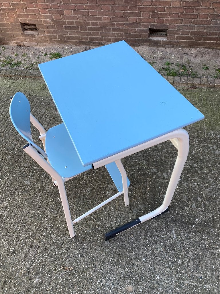 Schoolbureau (zeer stevige kwaliteit), Ophalen, Gebruikt, Tafel(s) en Stoel(en)