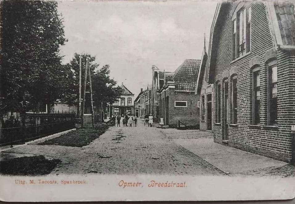 Opmeer, Breedstraat (1905) – Uitg. M. Taconis, Ophalen of Verzenden, Voor 1920, Gelopen, Noord-Holland
