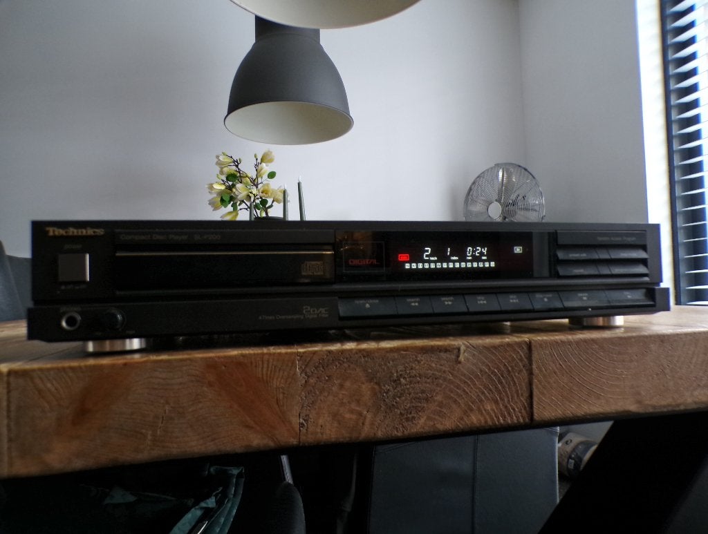 Mooie Vintage Technics SL-P200 cd speler, Ophalen of Verzenden, Gebruikt, Technics