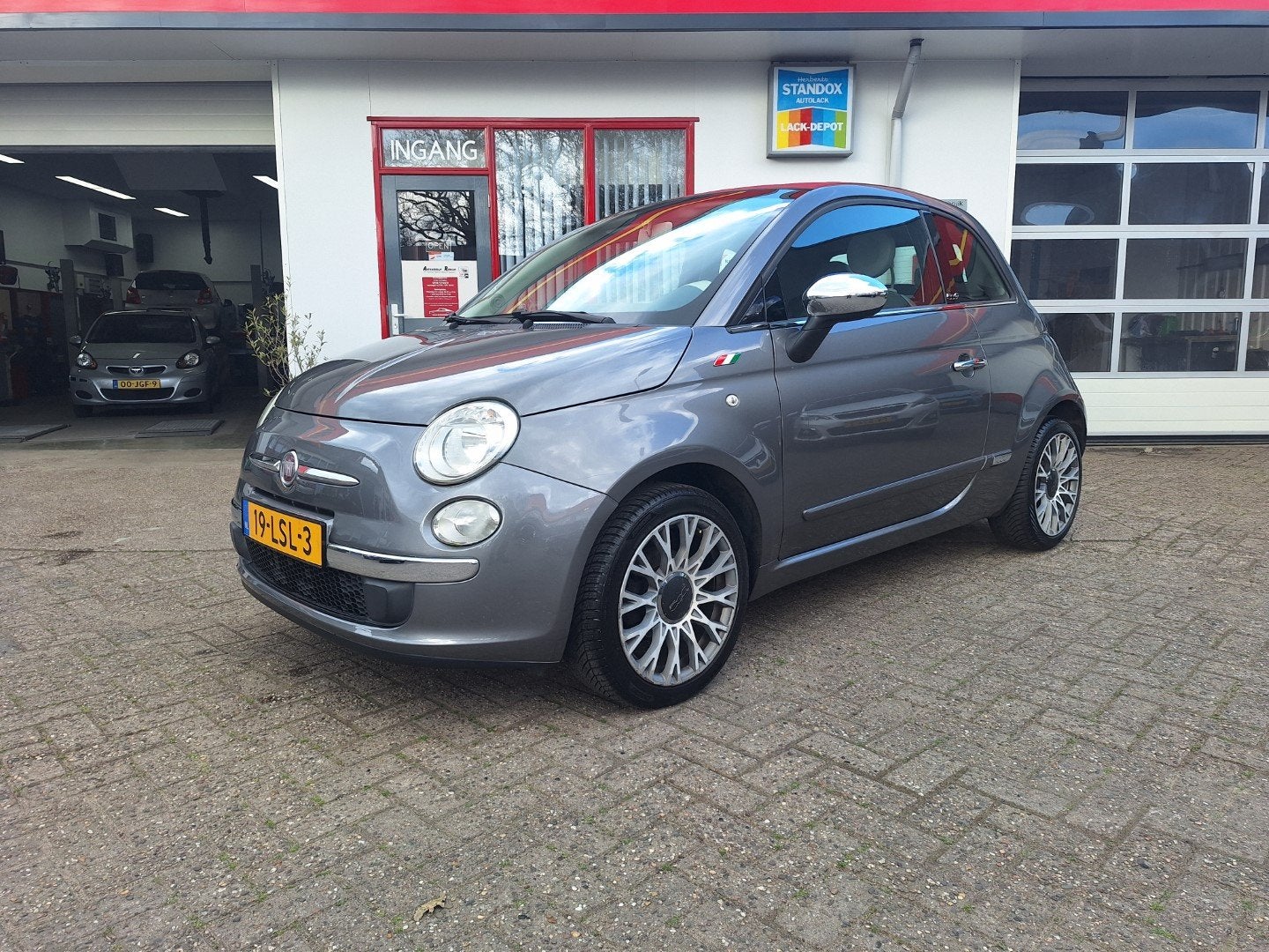Fiat 500C 1.2 CABRIO AUTOMAAT / PDC / AIRCO, Euro 5, Gebruikt, 4 cilinders, Origineel Nederlands