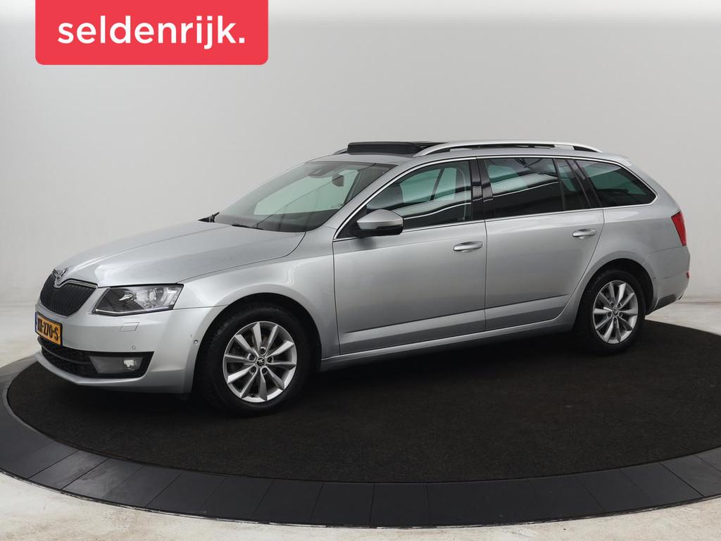 Skoda Octavia 1.0 TSI Style | Panoramadak | Stoelverwarming, Voorwielaandrijving, Stof, Gebruikt, 49 €/maand