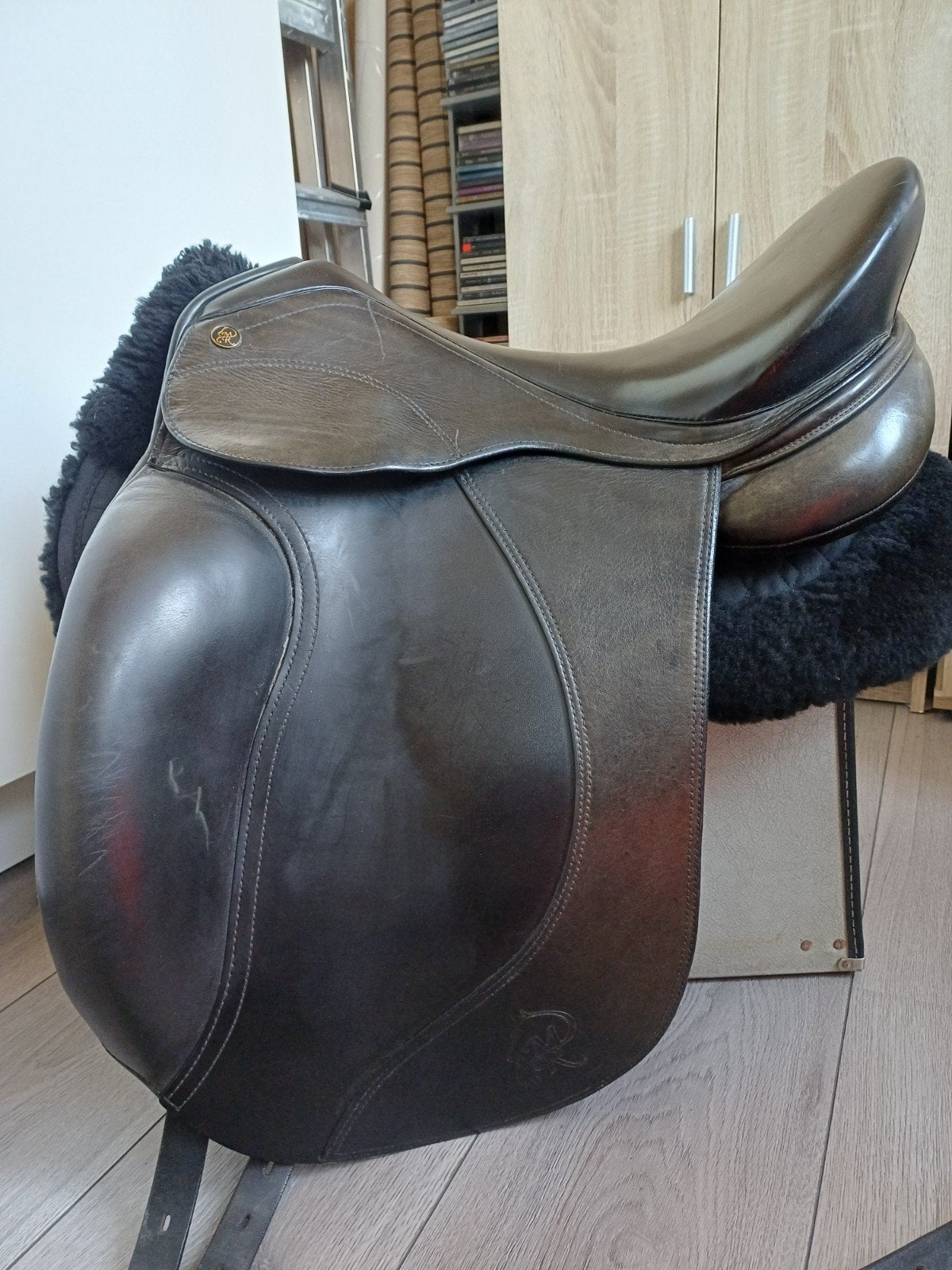 macrider zadel 17,5 inch, Dieren en Toebehoren, Paarden en Pony's | Zadels, L (17.5 inch), Gebruikt, Diepe zit, Ophalen of Verzenden