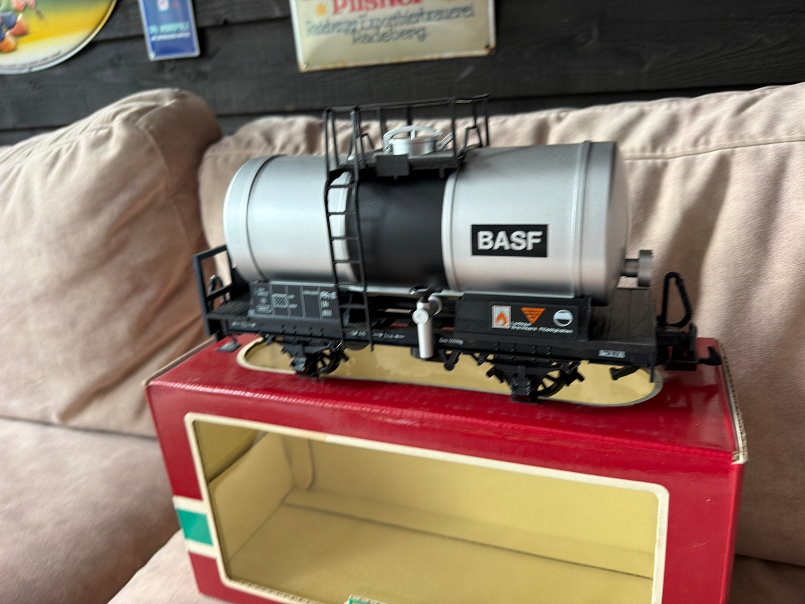 LGB 4040 C BASF Tankwagon - Zo goed als nieuw, Gebruikt, Gelijkstroom, Wagon, Ophalen of Verzenden