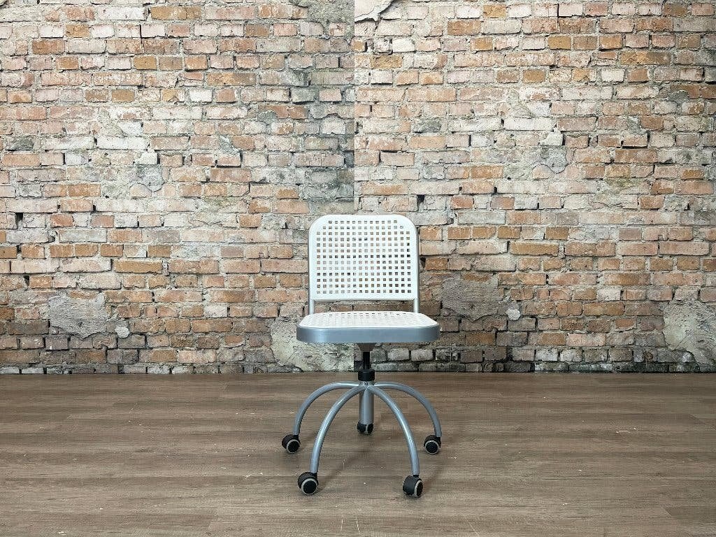 De Padova Silver – Créme | Vico Magistretti, Ophalen, Kunststof, Overige kleuren, Design